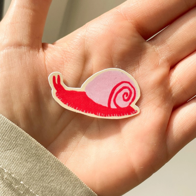 Tiny snail| Glossy vinyl sticker