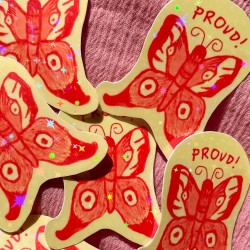 Proud | Pride 2026 | Glitrende vinylklistremerke