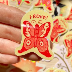 Proud | Pride 2026 | Glitrende vinylklistremerke